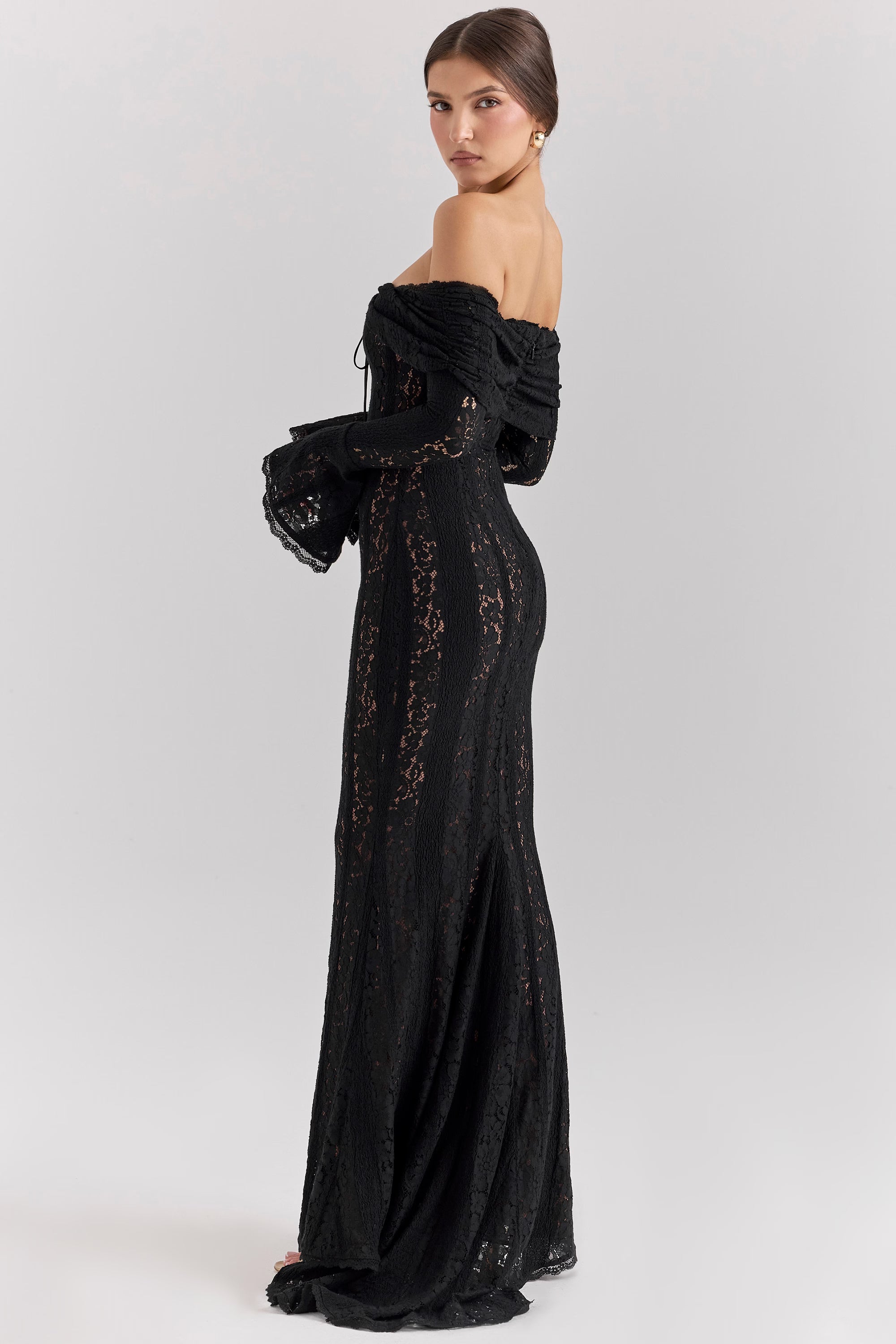 Valérinne Belle Lace Maxi Dress