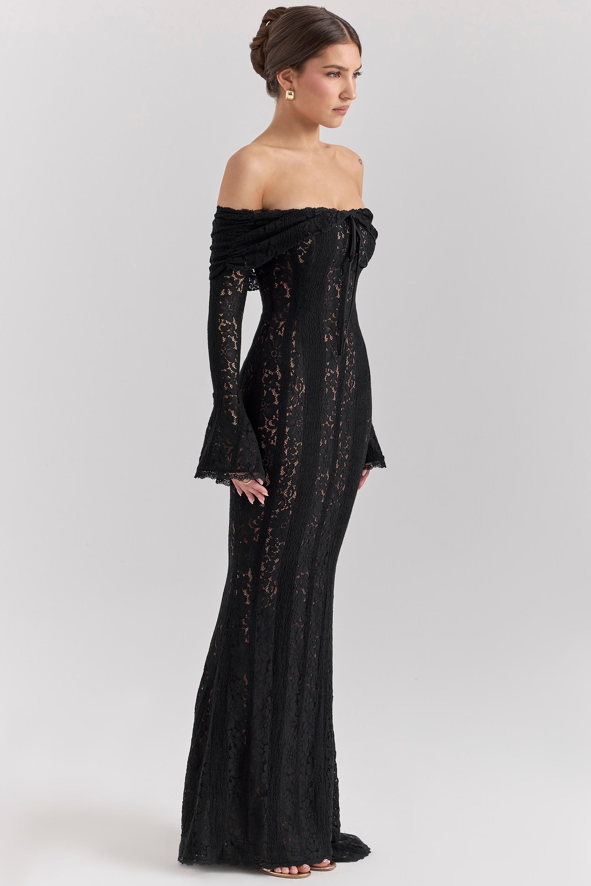 Valérinne Belle Lace Maxi Dress