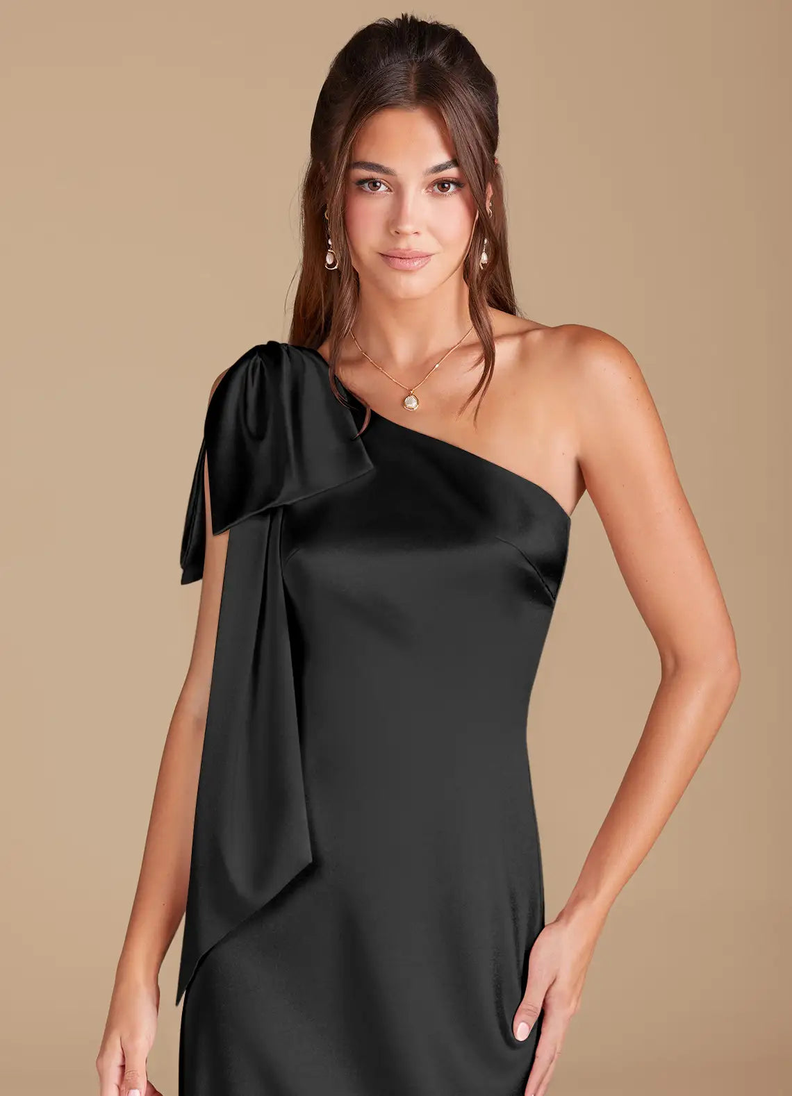 Valérinne Capri One-Shoulder Metallic Maxi Dress