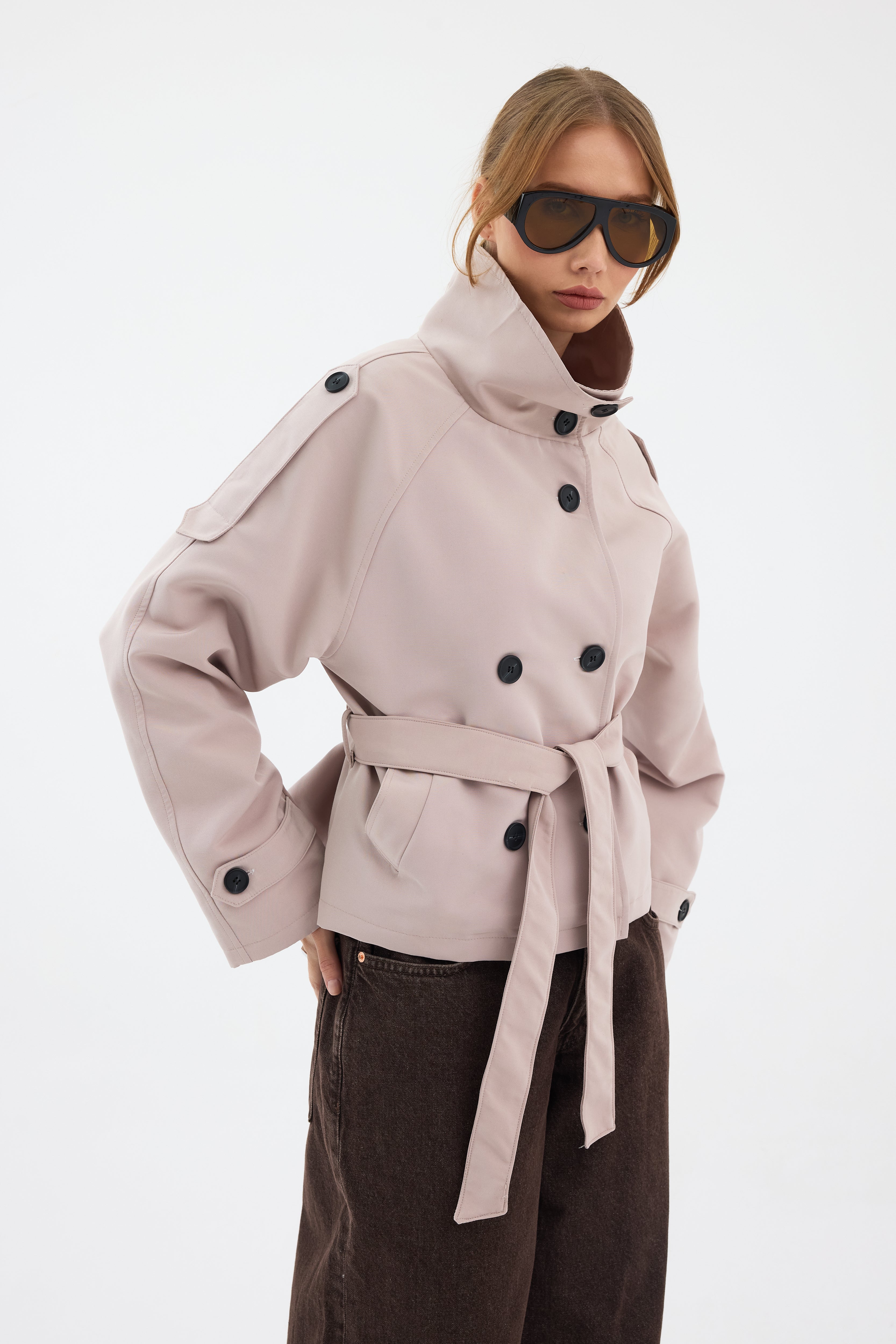 Valérinne Ruvéa Cropped Trench Coat