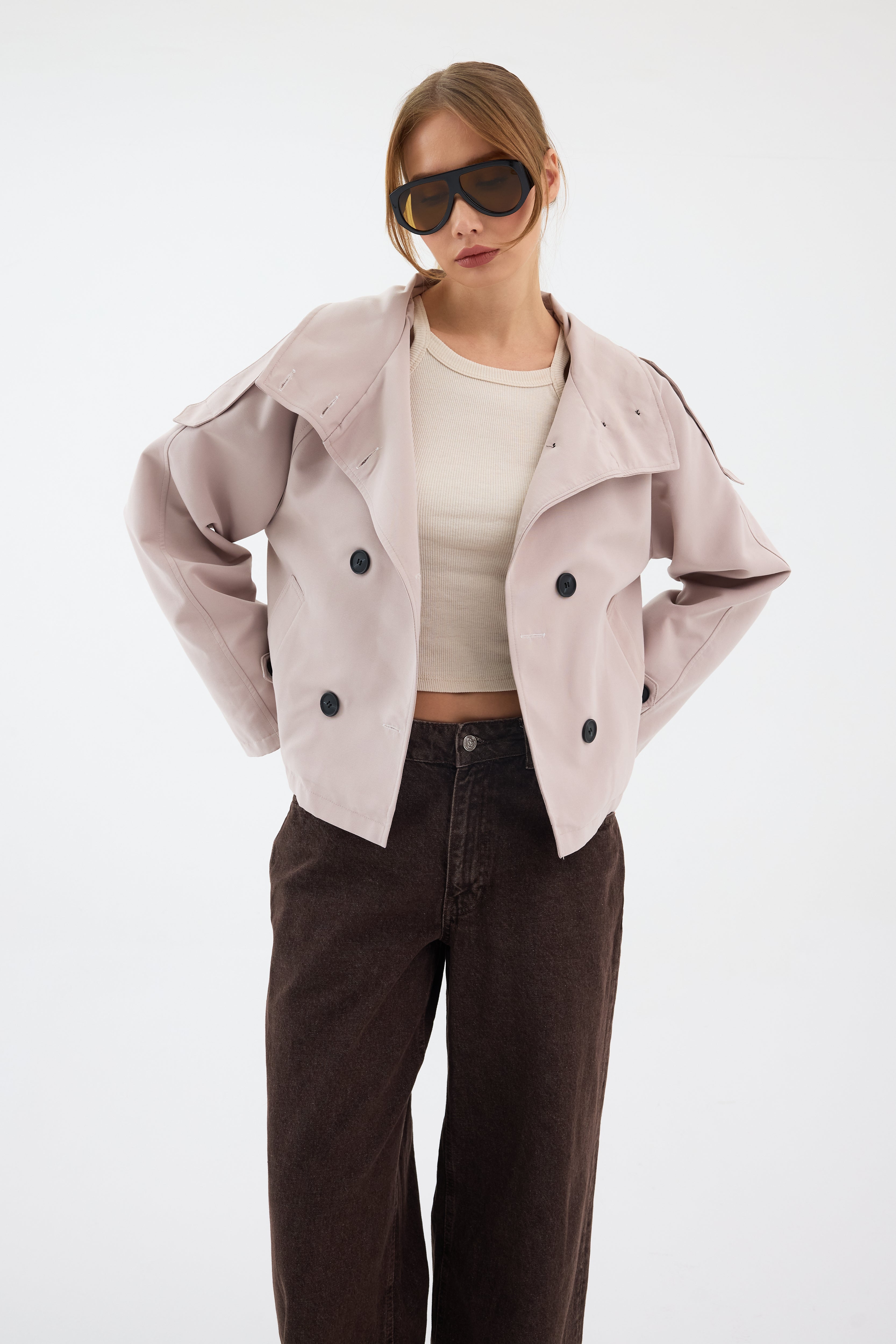 Valérinne Ruvéa Cropped Trench Coat