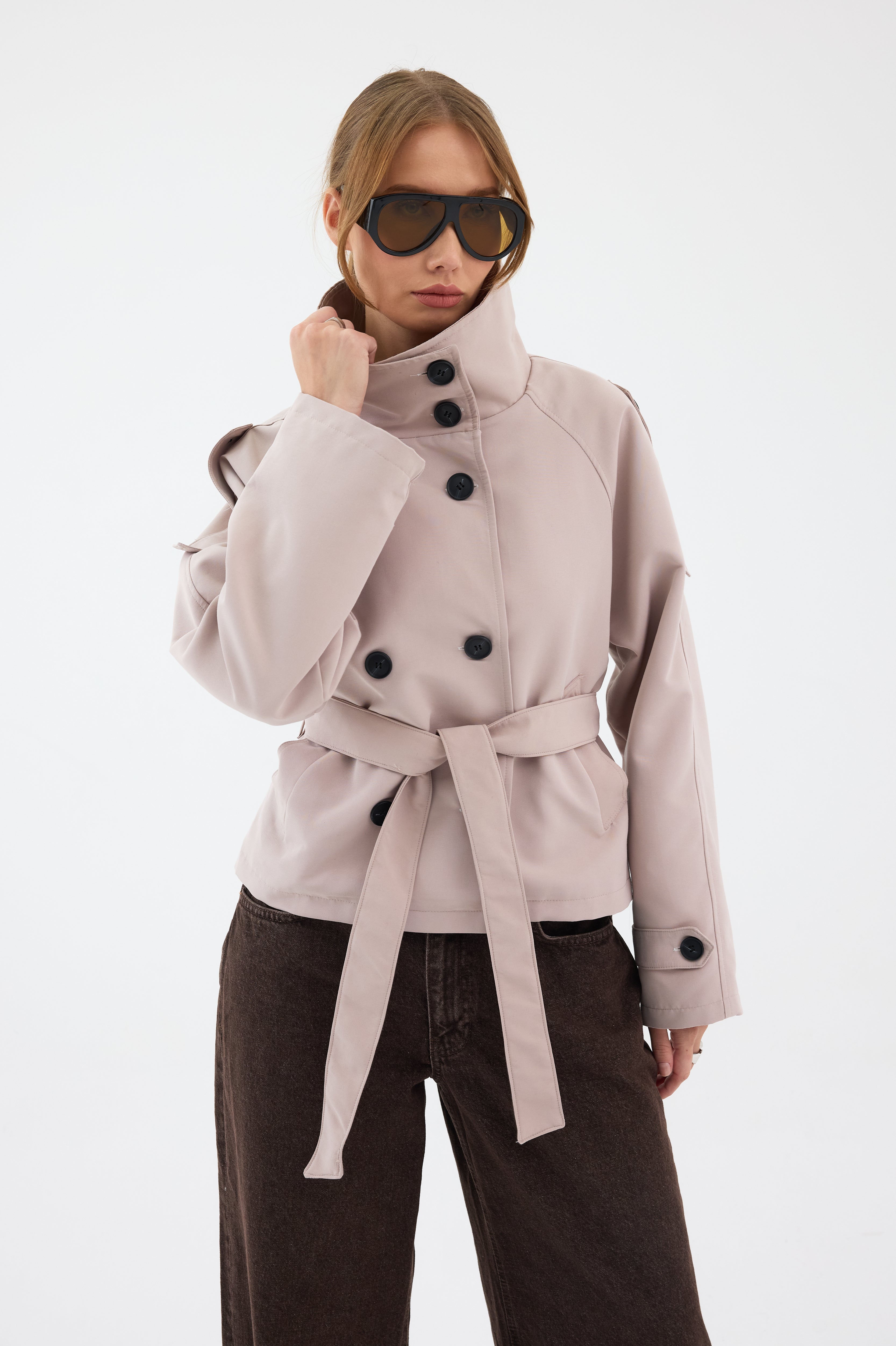 Valérinne Ruvéa Cropped Trench Coat